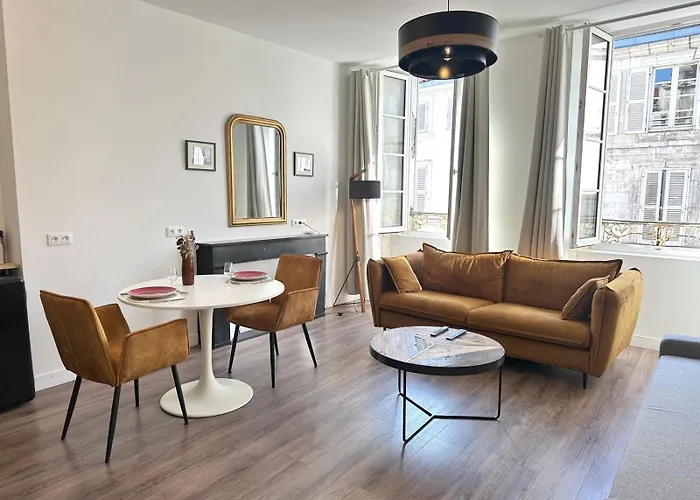 Ღ La Lanterne - Centre Ville, Proche Plage & Wifi *